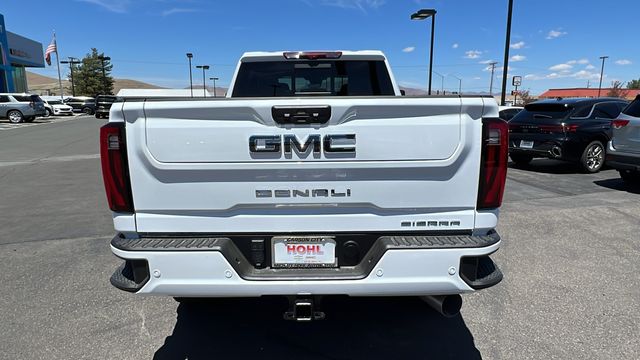 2024 GMC Sierra 3500HD Denali Ultimate 4