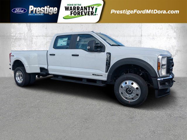 Oxford White 2026 Ford F-450 Super Duty XL Crew Cab LB DRW 4WD Pickup Truck Four-Wheel Drive Automatic