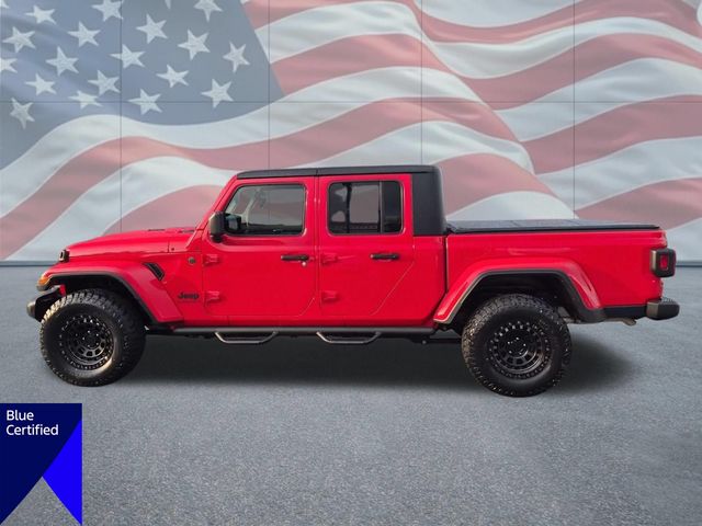Used 2023 Red Jeep Sport S image 6