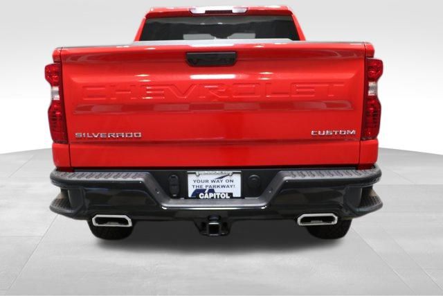 2024 Chevrolet Silverado 1500 Custom Trail Boss 16