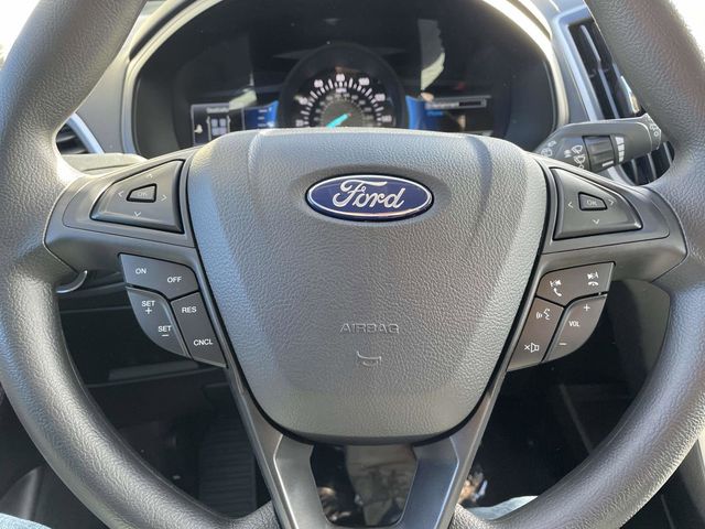 2024 Ford Edge SE 19