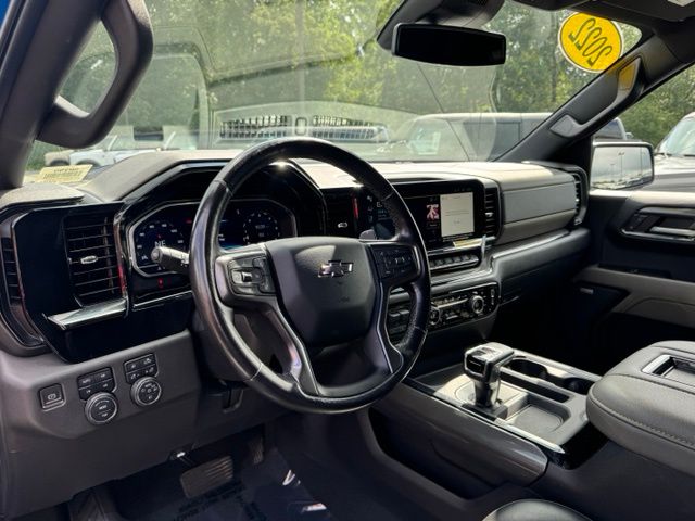 Used 2022 Blue Chevrolet ZR2 image 25