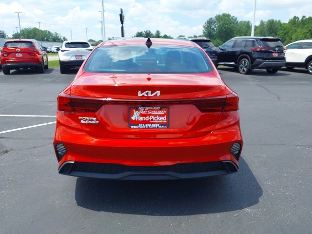 2023 Kia Forte #4