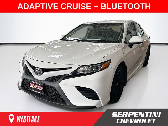 White 2018 Toyota Camry L Sedan Front-Wheel Drive 8-Speed Automatic