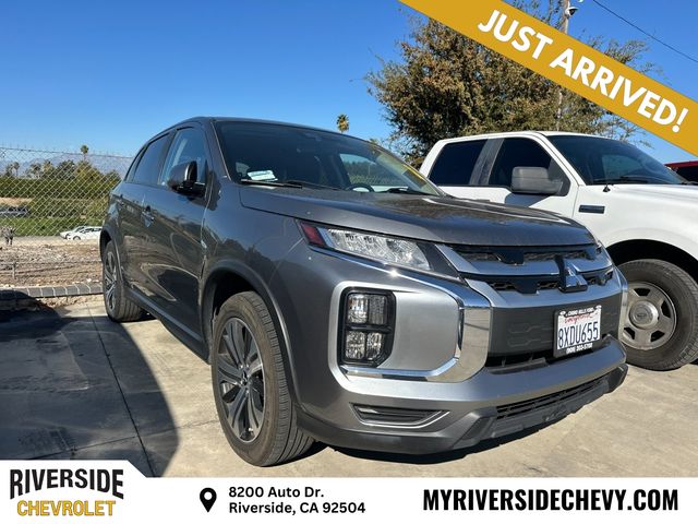 2021 Mitsubishi Outlander Sport SE's photo