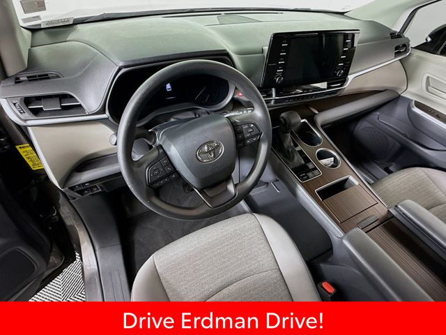 Used 2023 Toyota Sienna Van