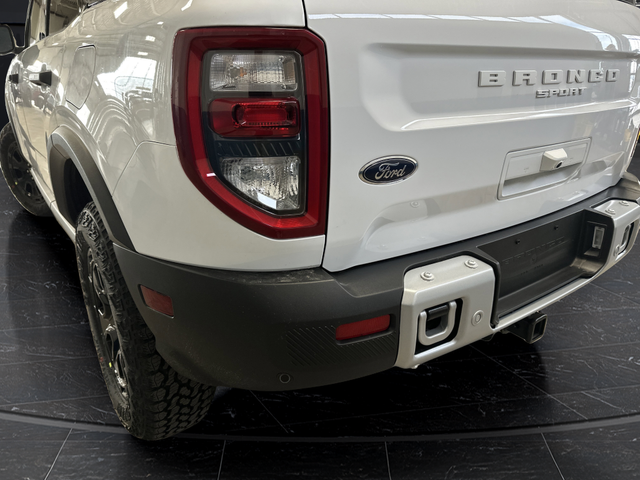 New 2025 Oxford White Ford Outer Banks image 33