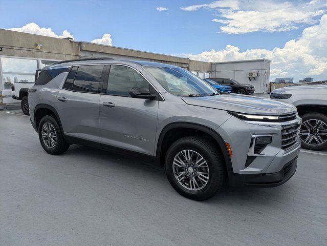 White 2025 Chevrolet Traverse SUV / Crossover Front-Wheel Drive 8-Speed Automatic