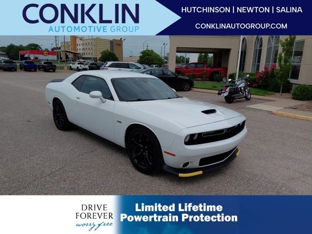 White Knuckle Clearcoat 2023 Dodge Challenger Coupe Rear-Wheel Drive 8-Speed Automatic