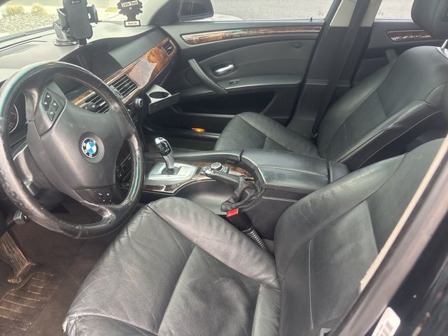 Used 2009 Black BMW 528i xDrive image 7