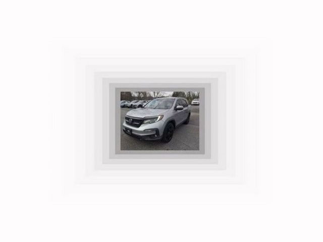 Lunar Silver Metallic 2021 Honda Pilot SE AWD SUV / Crossover All-Wheel Drive 9-Speed Automatic