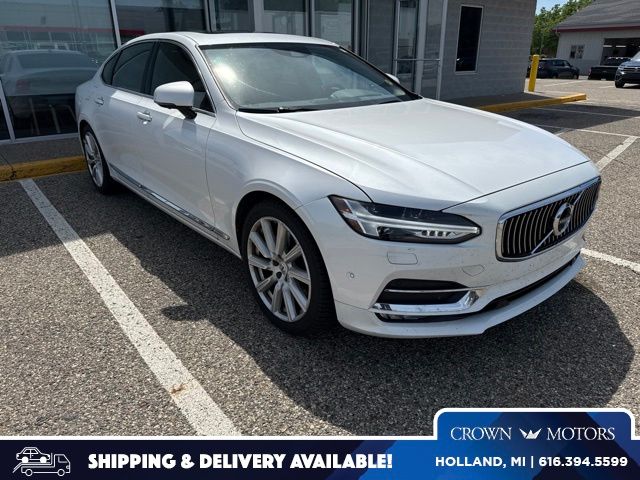 Crystal White Pearl 2018 Volvo S90 Sedan All-Wheel Drive Automatic