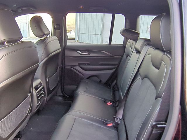 new 2025 Jeep Grand Cherokee car, priced at $40,856