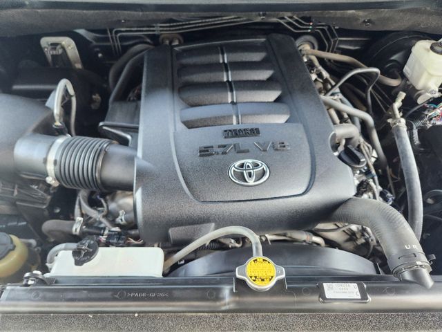 2016 Toyota Tundra SR5 32