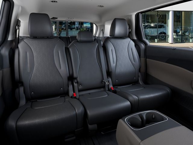 New 2026 Kia Carnival Hybrid Van