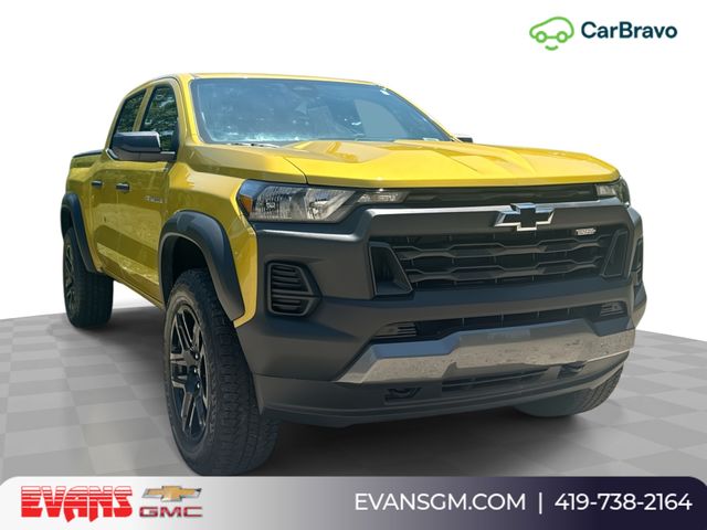 Nitro Yellow Metallic 2024 Chevrolet Colorado Pickup Truck Four-Wheel Drive 8-Speed Automatic
