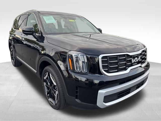 Ebony Black 2025 Kia Telluride S FWD SUV / Crossover Front-Wheel Drive 8-Speed Automatic