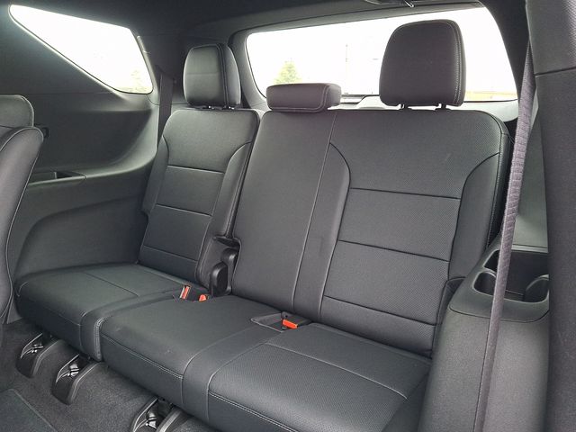 used 2025 Chevrolet Traverse car, priced at $40,550