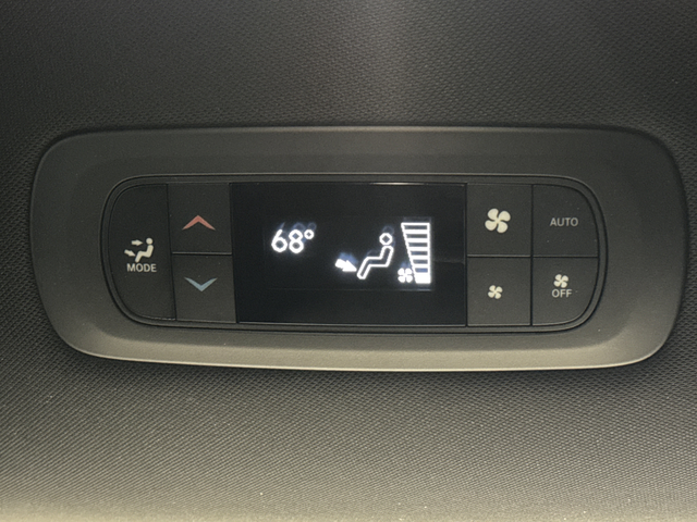 New 2026 Diamond Black Crystal Pearlcoat Chrysler Select image 34