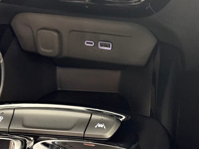 New 2026 Chevrolet Trax SUV