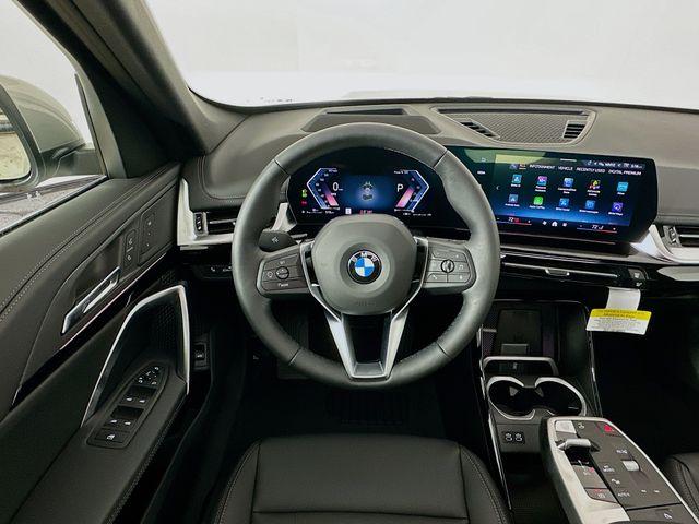 2025 BMW X1 xDrive28i 11