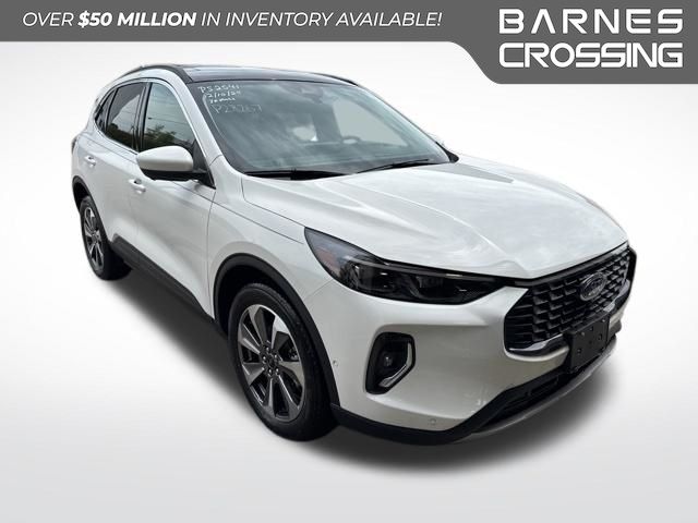 Star White Metallic Tri-Coat 2023 Ford Escape Platinum AWD SUV / Crossover All-Wheel Drive 8-Speed Automatic