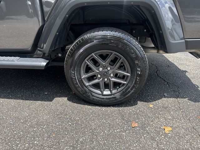 Used 2024 Gray Jeep Sport image 33