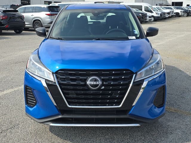 2024 Nissan Kicks S:B01807