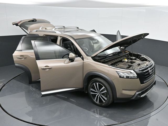 2023 Nissan Pathfinder Platinum 52