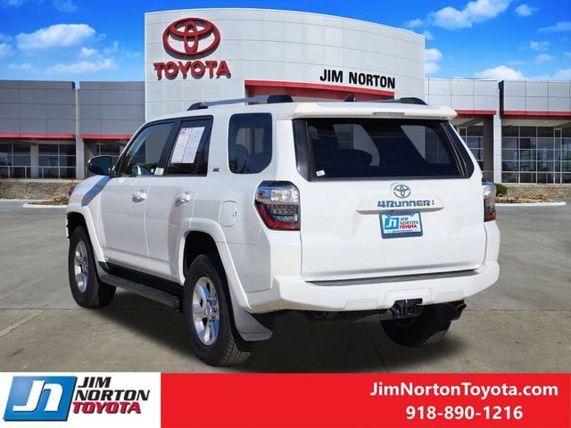 2024 Toyota 4Runner SR5 8