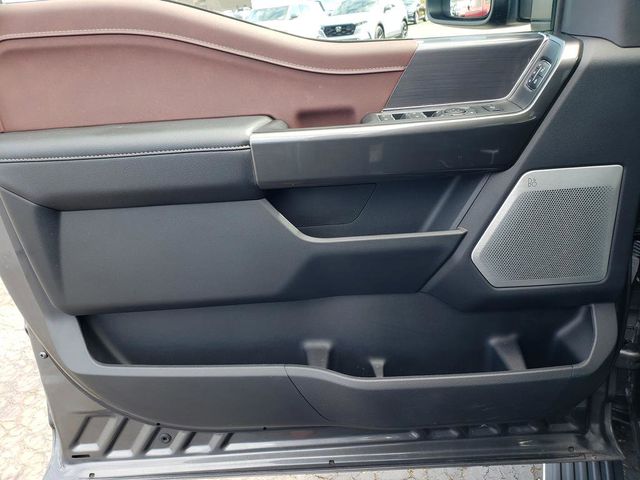 2023 Ford F-150 Lariat - 11