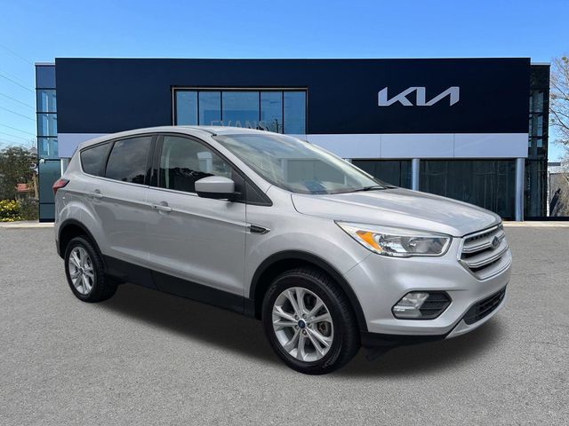 2019 Ford Escape SE 4WD's photo
