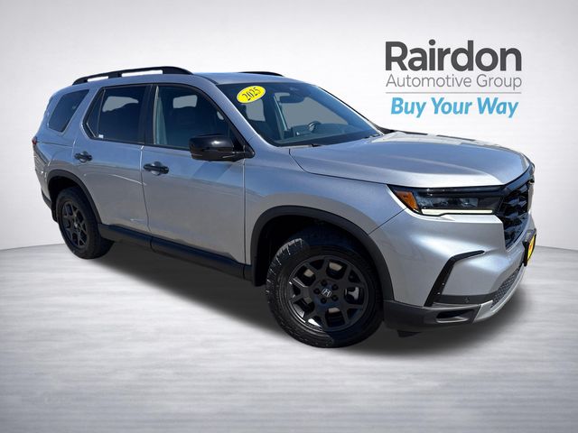 Lunar Silver Metallic 2025 Honda Pilot TrailSport AWD SUV / Crossover All-Wheel Drive Automatic