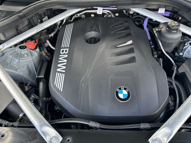 Used 2025 Gray BMW sDrive40i image 28