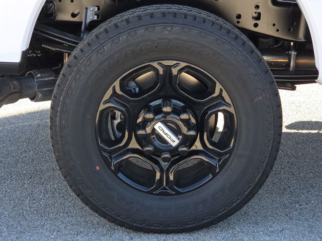 New 2026 White Ford XL image 9