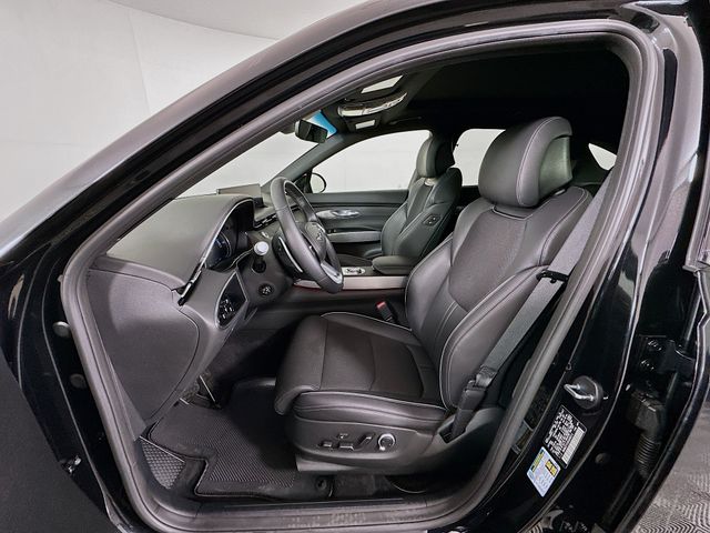 Thumbnail: 2025 Genesis GV70 - 22