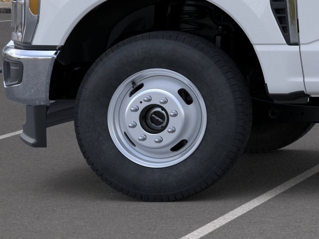 New 2026 White Ford XL image 19