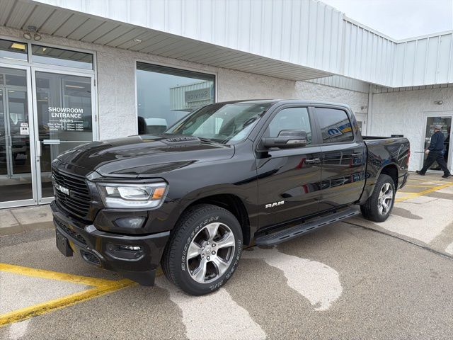 2023 RAM 1500 Laramie Crew Cab 4WD