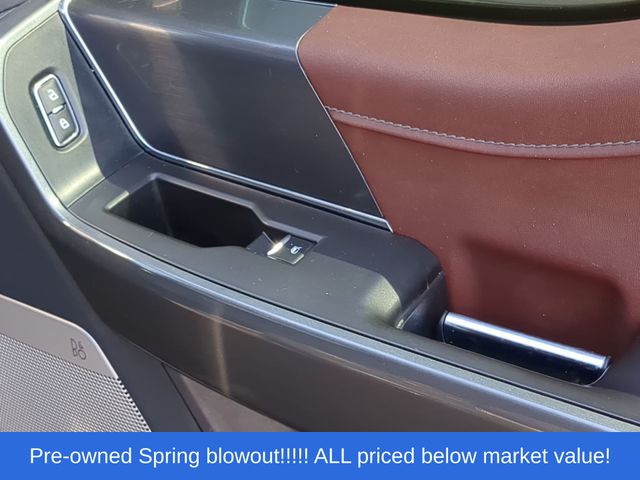 Used 2022 Agate Black Metallic Ford Lariat image 43