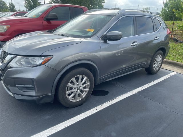 2020 Nissan Rogue SV FWD's photo