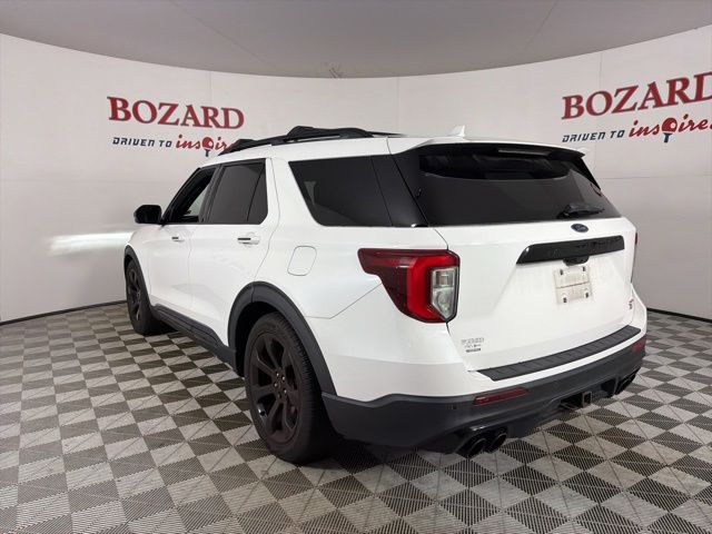 2023 Star White Metallic Tri-Coat Ford Explorer ST 4X4 SUV