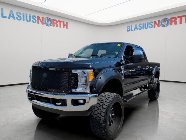 Shadow Black 2017 Ford F-250 Super Duty Lariat Crew Cab 4WD Pickup Truck Four-Wheel Drive 6-Speed Automatic