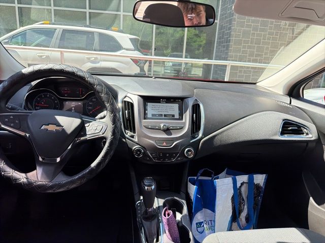 2018 Chevrolet Cruze LT Red at Subaru and VW of Moon Township