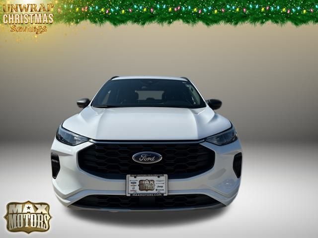 2023 Ford Escape ST-Line 12