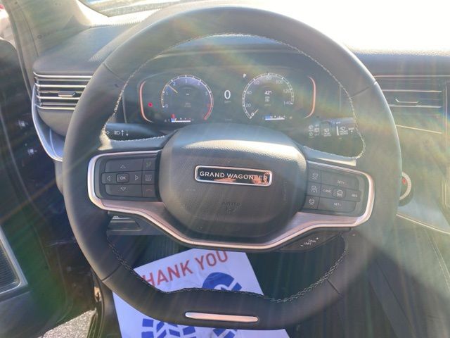 2026 Jeep Grand Wagoneer Limited - High Gloss Black exterior view 12