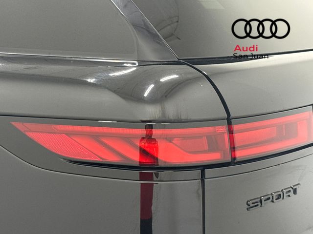 Used 2023 Black Land Rover SE Dynamic image 12