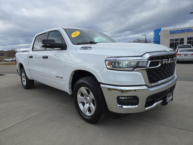 2025 RAM 1500 Big Horn Crew Cab 4WD