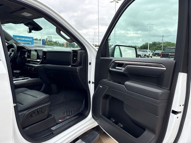 Used 2025 Chevrolet Silverado 1500 Truck