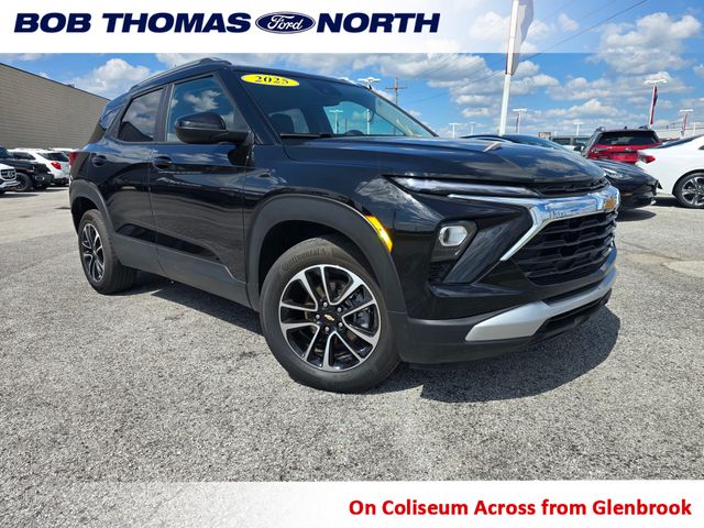 Mosaic Black Metallic 2025 Chevrolet Trailblazer SUV / Crossover Front-Wheel Drive Continuously Variable Transmission