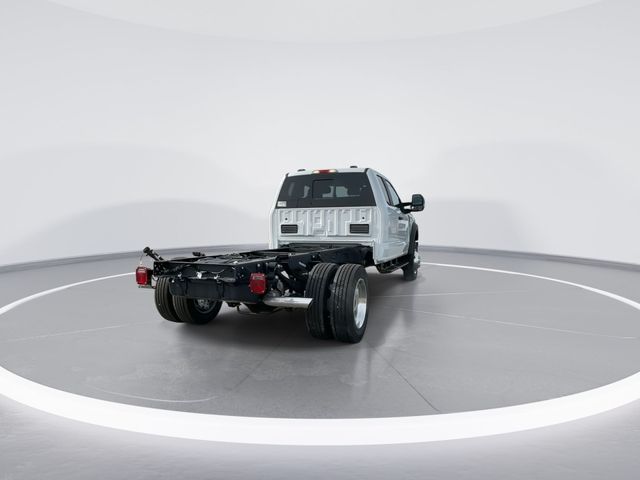 New 2026 Oxford White Ford F-450® XL image 8